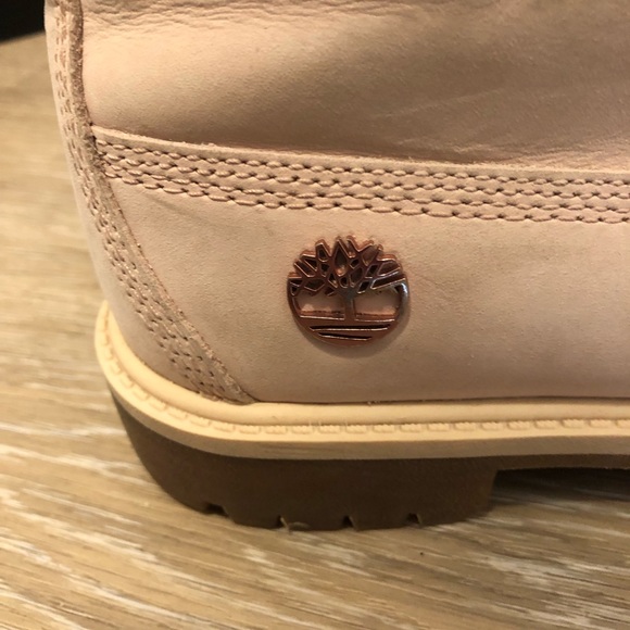 Timberland girls boots size 2 - Picture 3 of 8